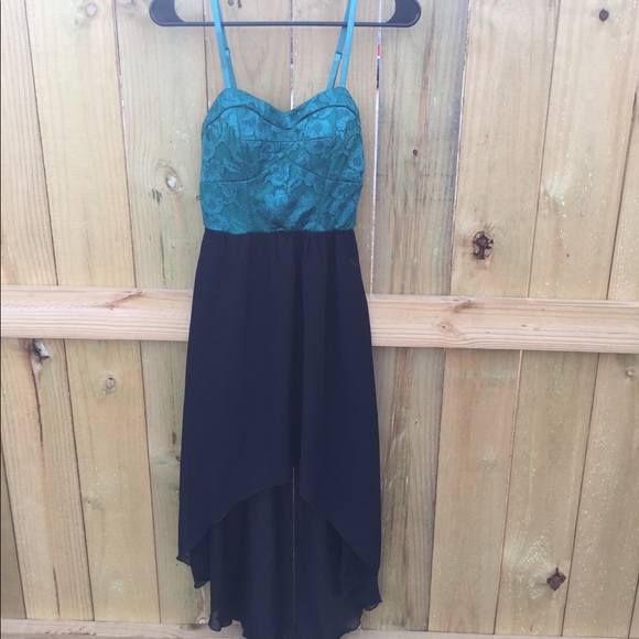 Lace & Chiffon High-Low Dress - Picture 2 of 5